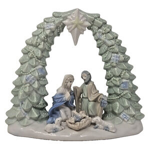 Nativity Scene Pastel Christmas Porcelain Figurine Vtg JTS International U191